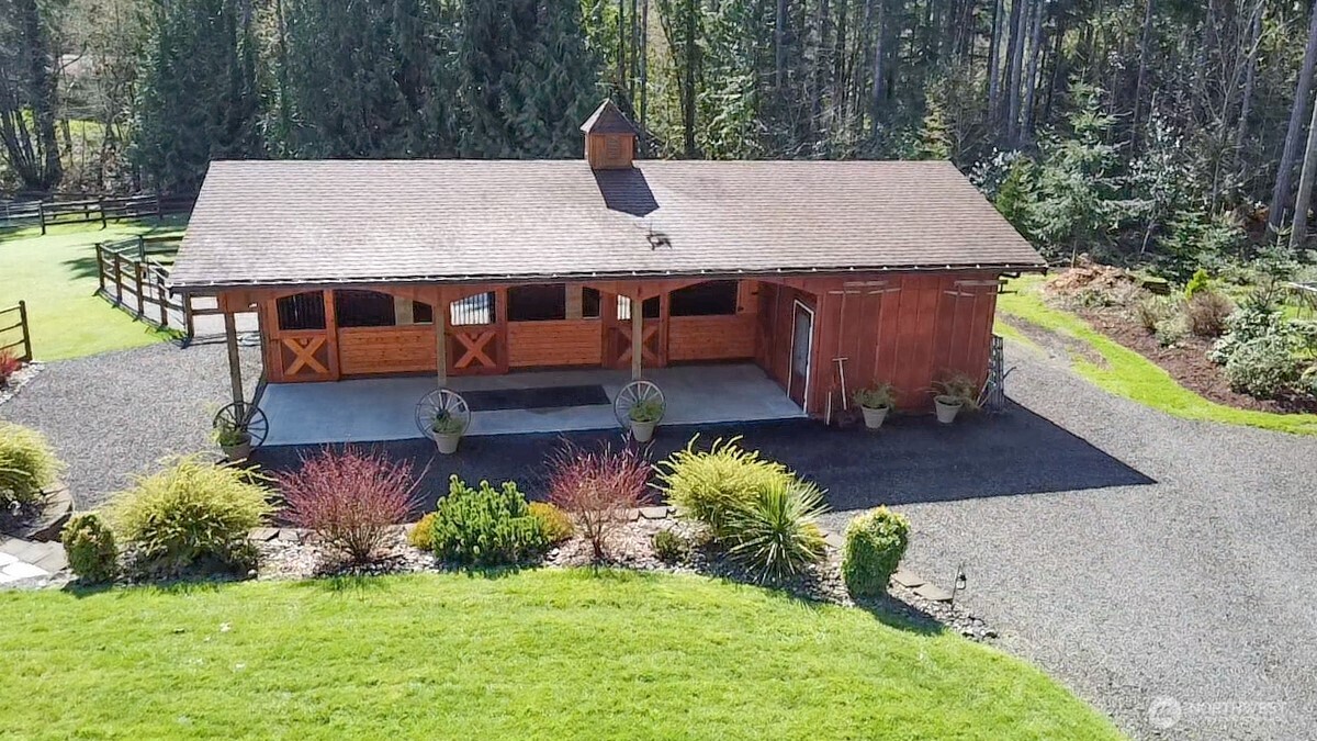 7436 Gallagher Cove Road NW