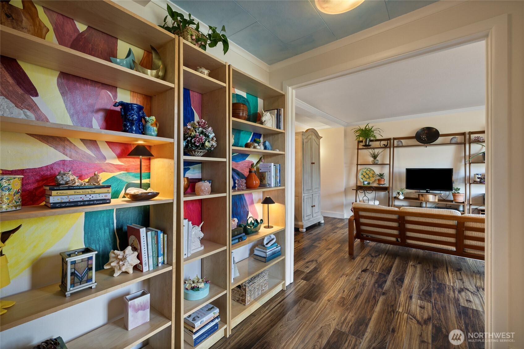 1119 N Oakes