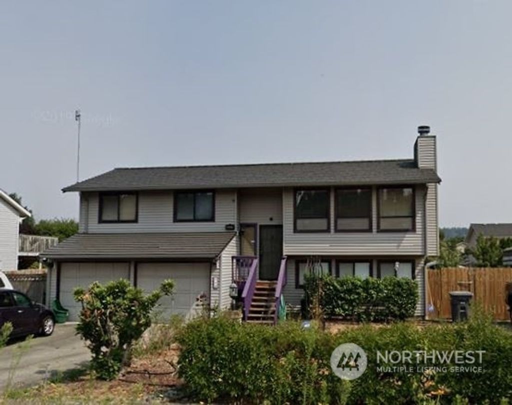 Photo of 623 Yakima Avenue S, Pacific, WA 98047 (MLS # 2262047)