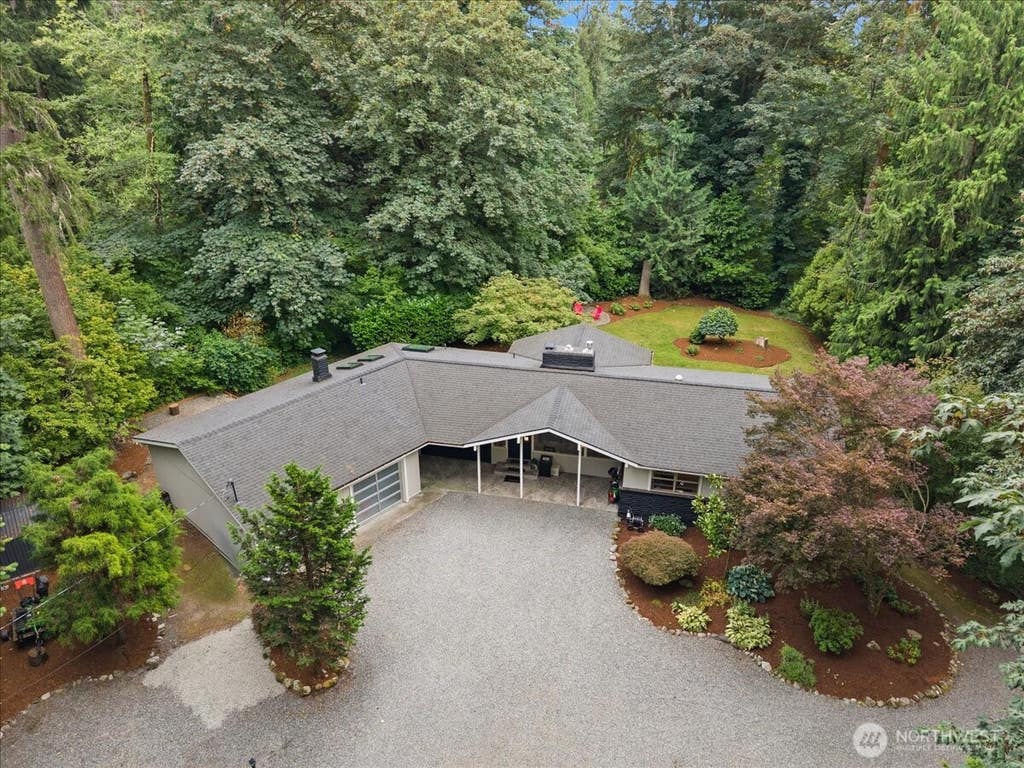 Photo of 26415 SE 154th Place, Issaquah, WA 98027 (MLS # 2570073)