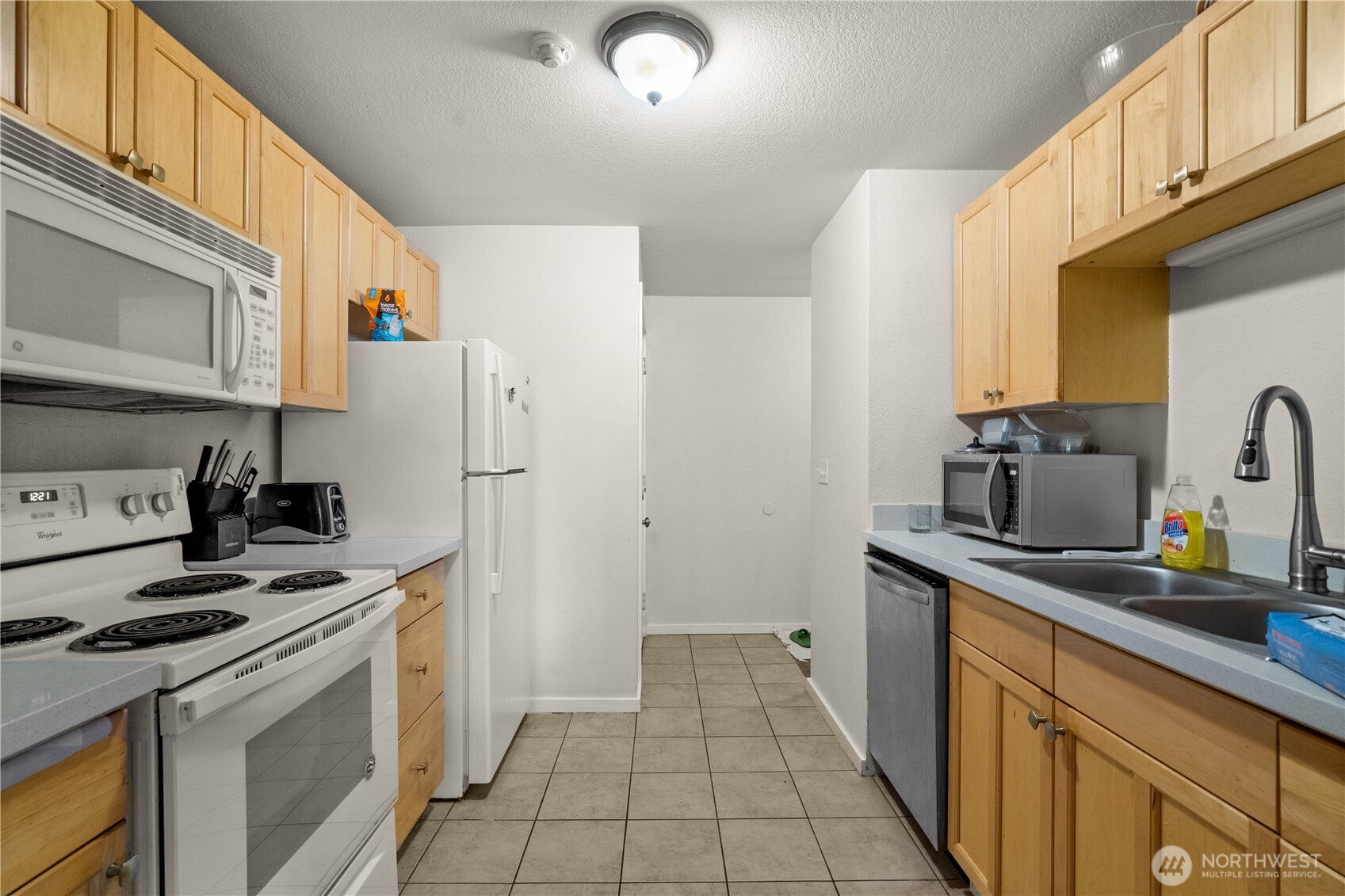 20032 66th Place W B3