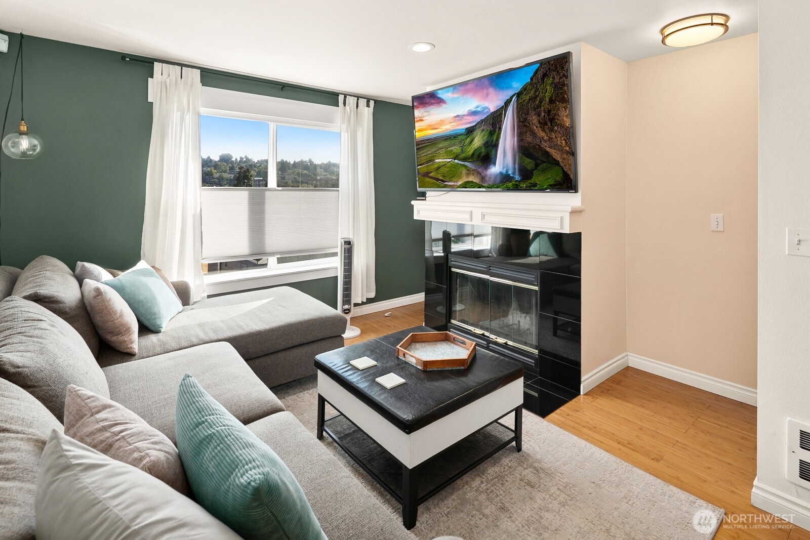 3224 21st Avenue W B