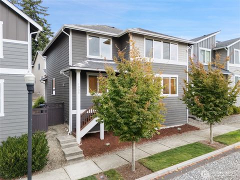 Photo of 1008 Samara Street, Bremerton, WA 98310 (MLS # 2433948)