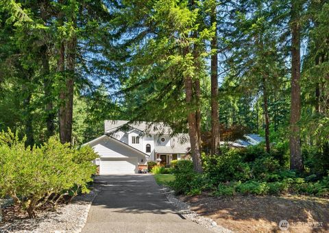 Photo of 8925 Pebble Place SE, Port Orchard, WA 98367 (MLS # 2549903)