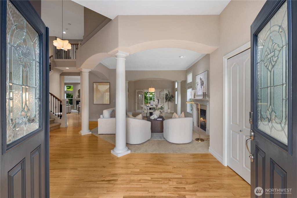 Photo of 4227 NE 27th Place, Renton, WA 98059 (MLS # 2542312)