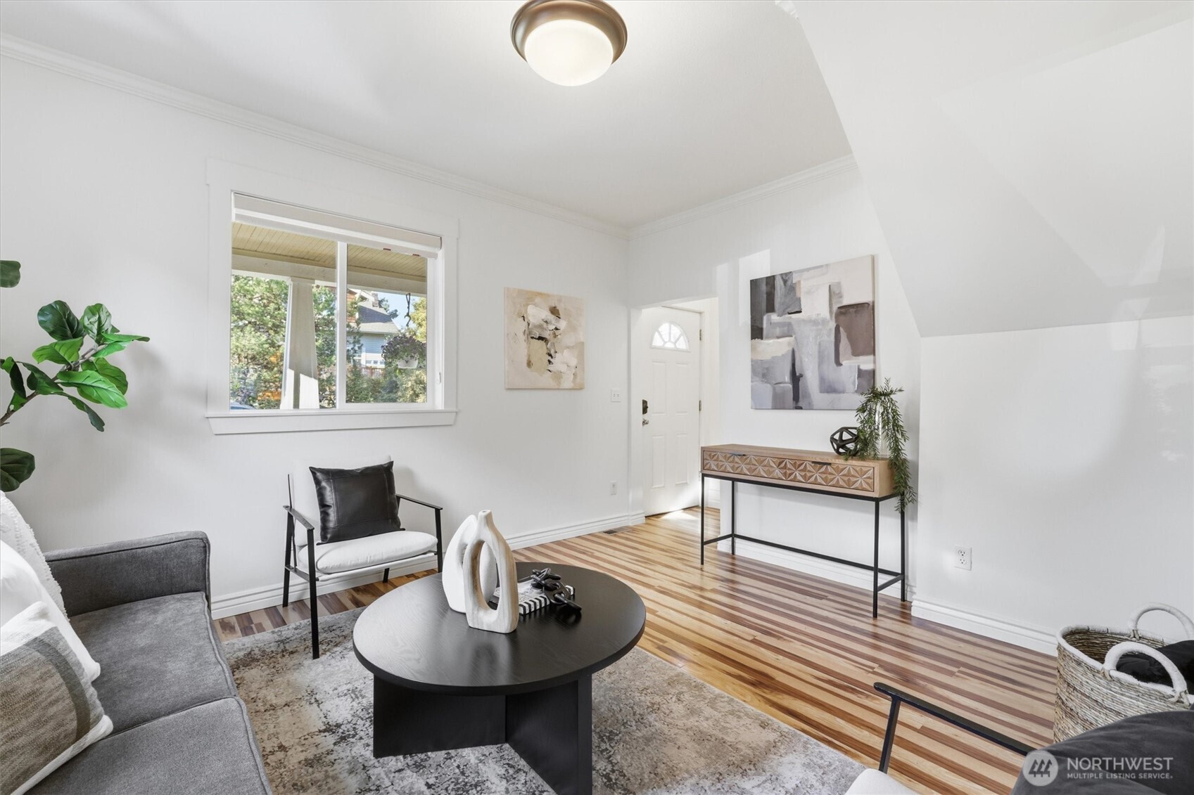 3557 S Hudson Street