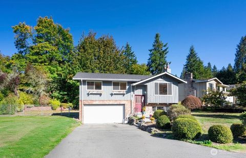 8609 SW 193 Place SW Edmonds WA 98026