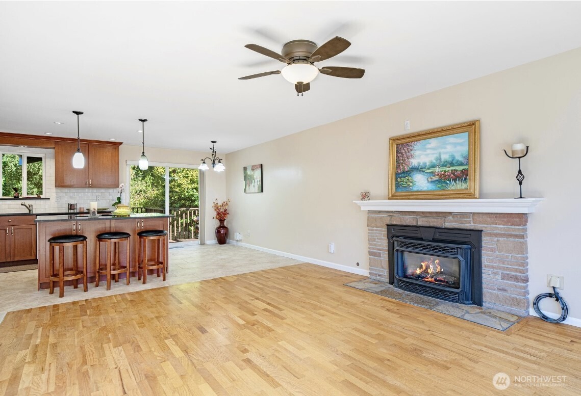 8609 SW 193 Place SW