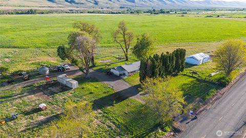 Photo of 14530 Rutherford Road, Yakima, WA 98903 (MLS # 2377991)