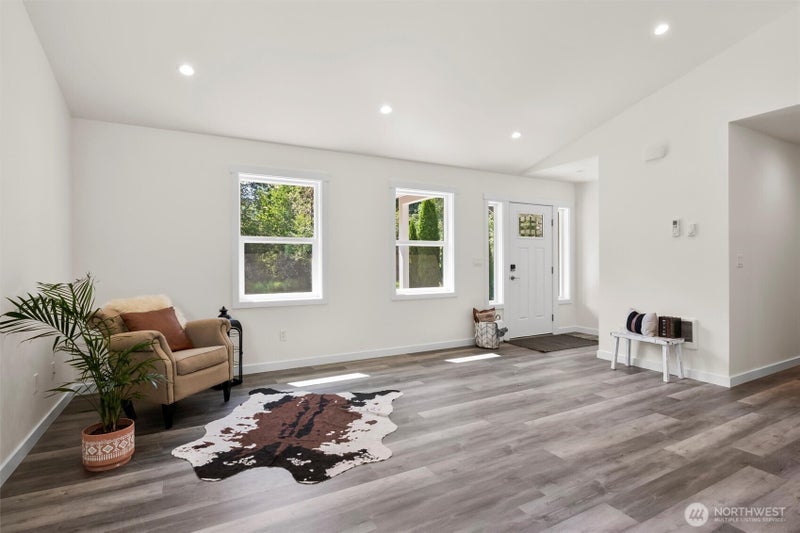 8668 Bell Court