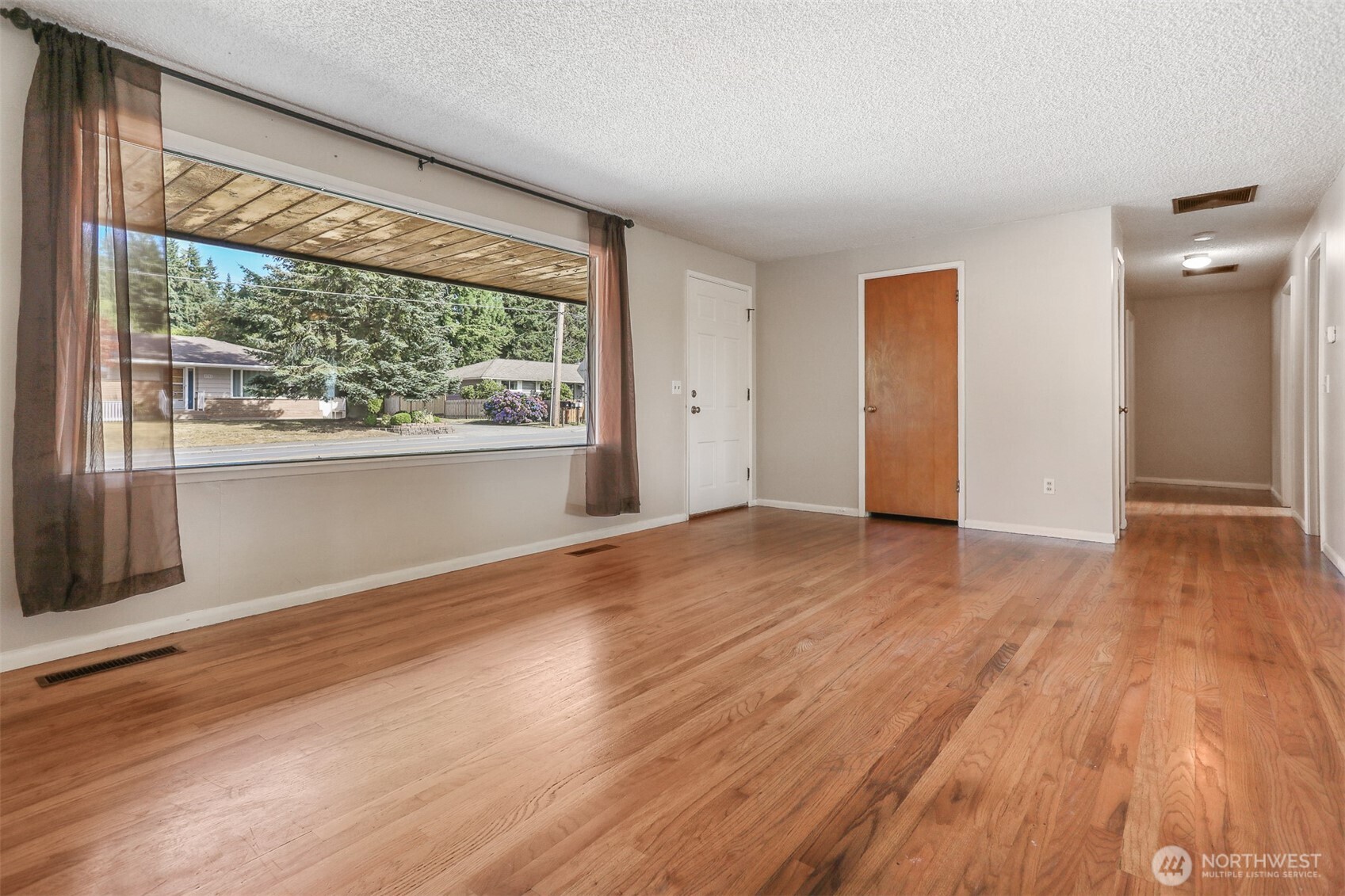 5626 Beverly Lane