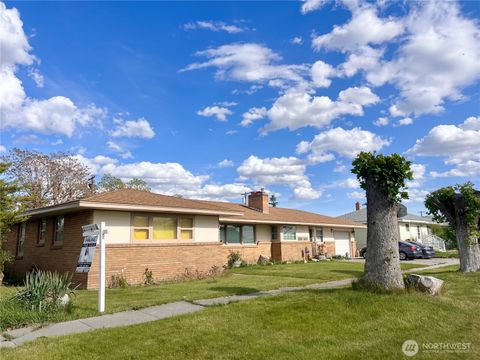 Photo of 426 S Almira Avenue, Connell, WA 99326 (MLS # 2526459)
