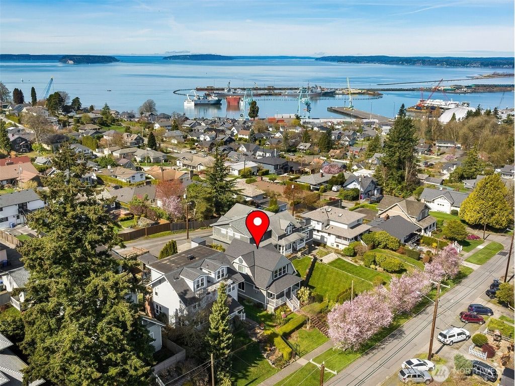 Photo of 3420 Federal Avenue, Everett, WA 98201 (MLS # 2351790)