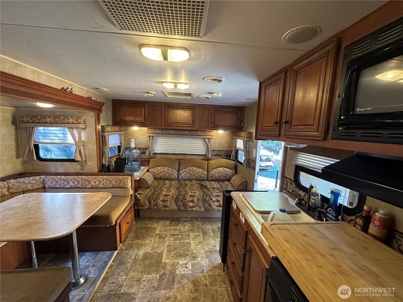 45017 Kachess Trail