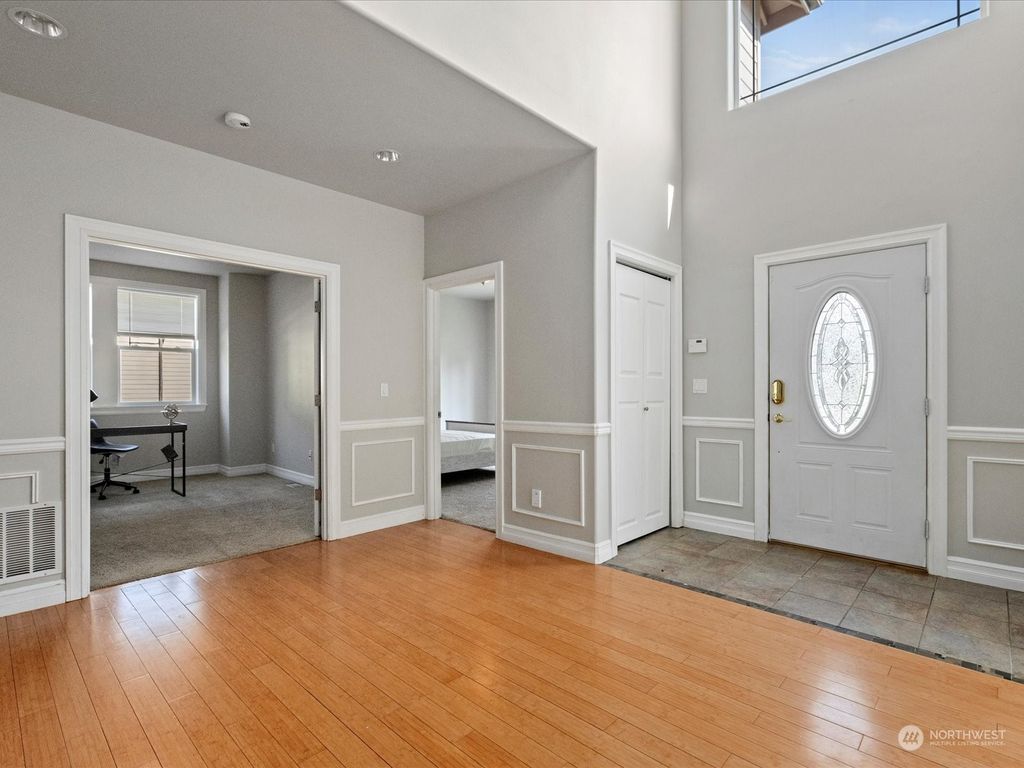 Photo of 11210 SE 309th Street, Auburn, WA 98092 (MLS # 2065513)