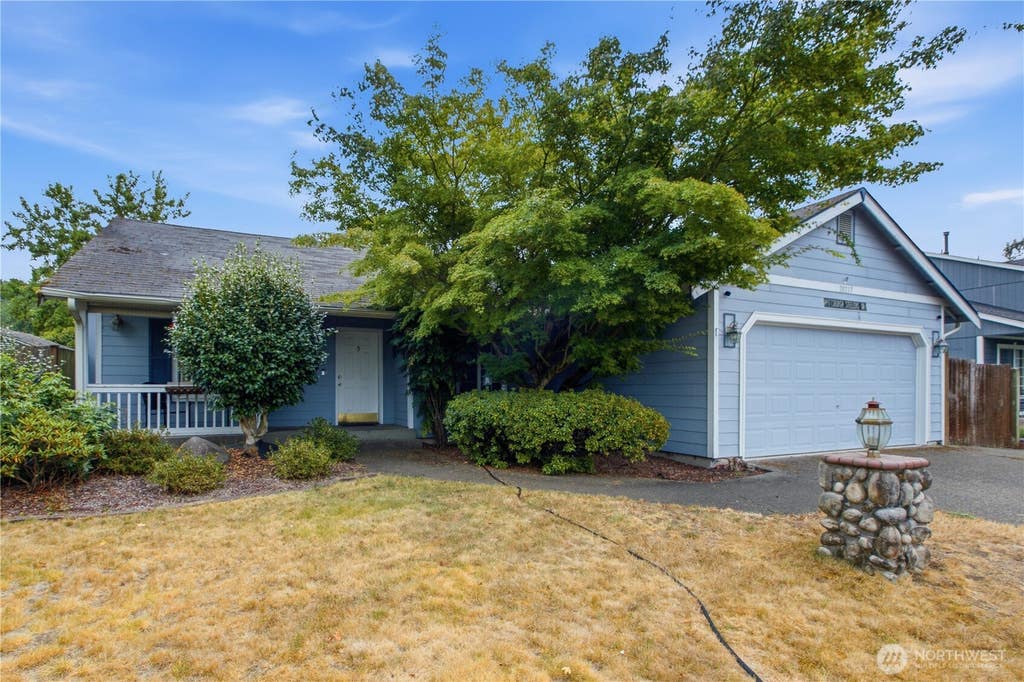 Photo of 20217 86th Avenue Ct E, Spanaway, WA 98387 (MLS # 2573999)