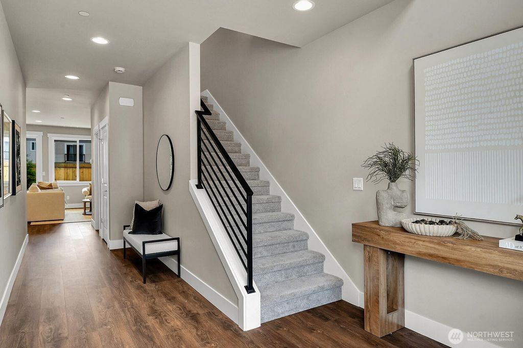 Photo of 14128 15th Avenue W, Lynnwood, WA 98087 (MLS # 2420236)