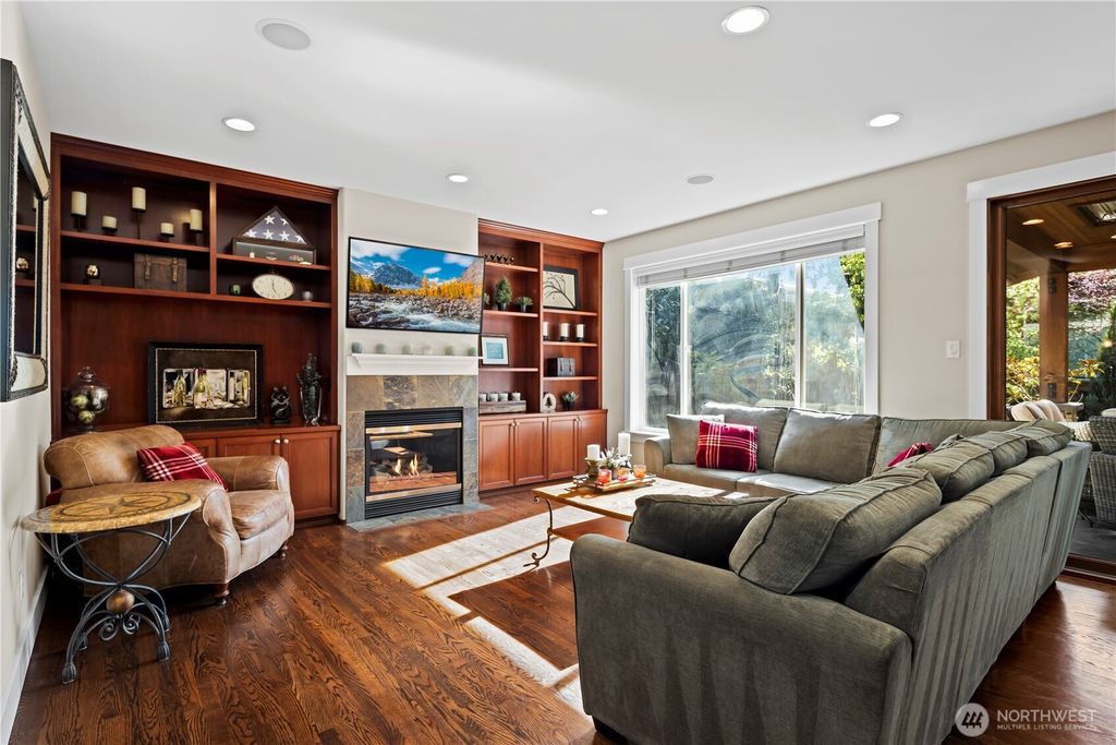 listing image 9363730844940324358