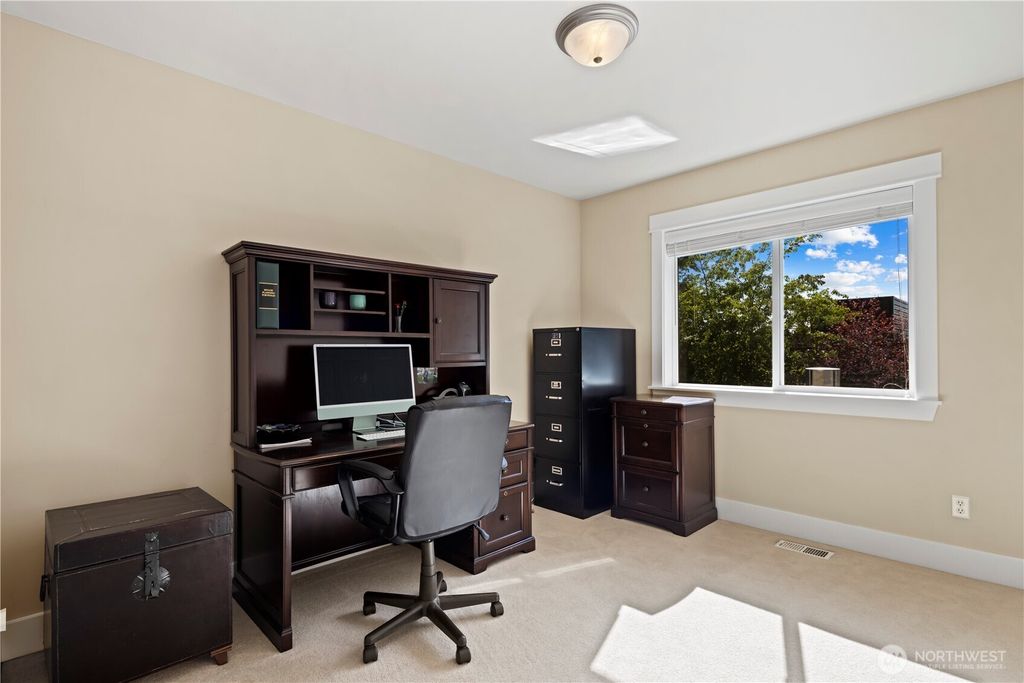 listing image 9364118509249224983