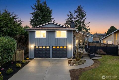 1413 S 275th Place Des Moines WA 98198