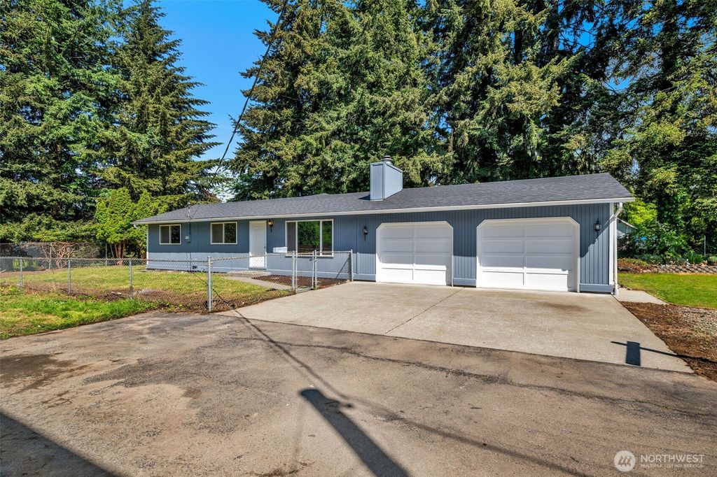Photo of 12833 9th Avenue SW, Burien, WA 98146 (MLS # 2512511)