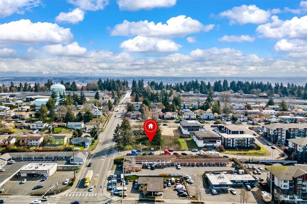 Photo of 2805 S 216th Street, Des Moines, WA 98198 (MLS # 2512599)