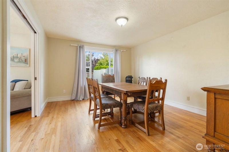 100 Sunnyside Drive