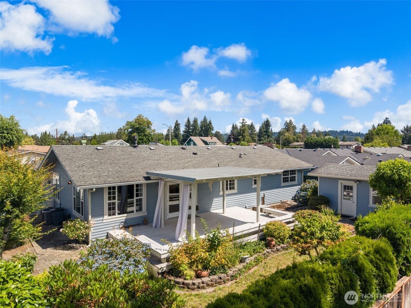 100 Sunnyside Drive