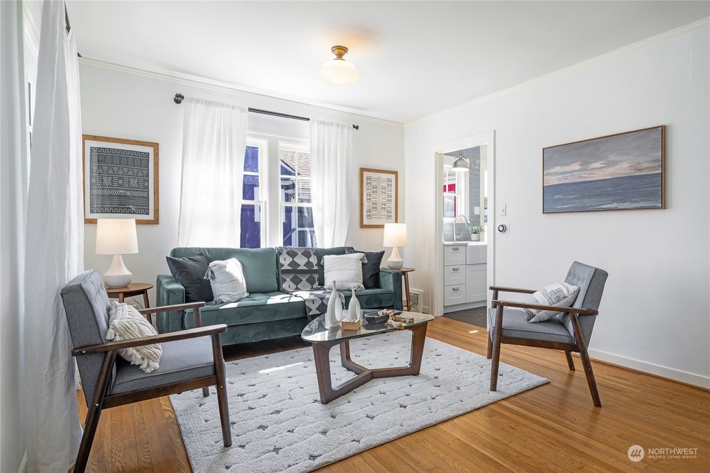 Photo of 821 NE 63rd Street, Seattle, WA 98115 (MLS # 2073690)