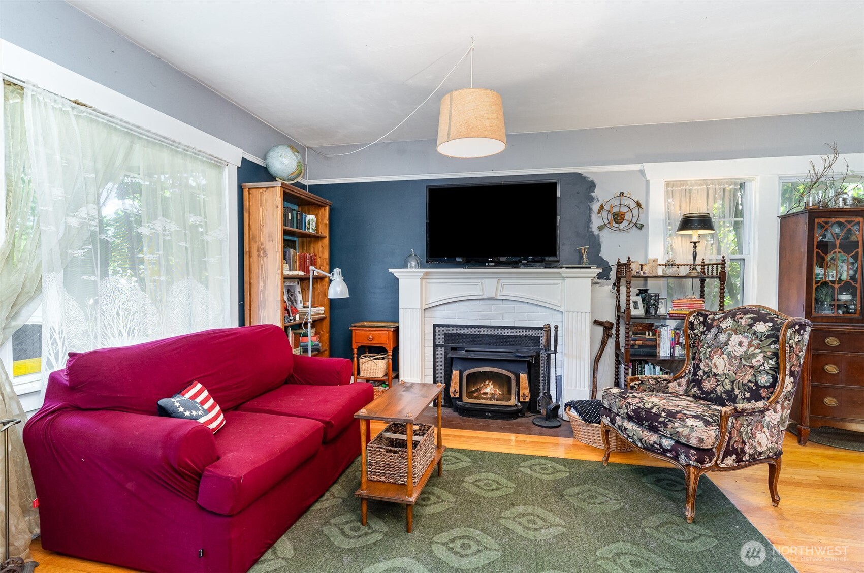 828 E 60th Street