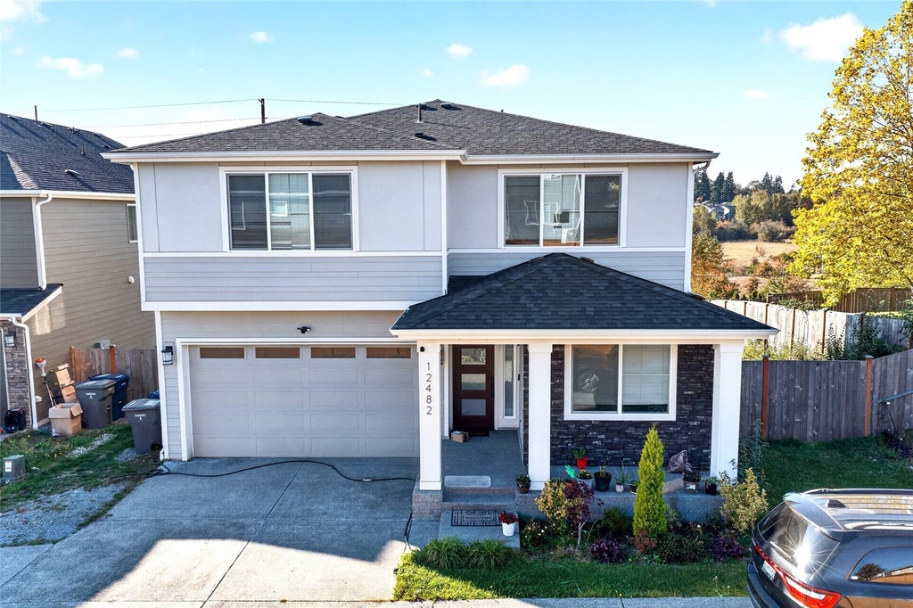 Photo of 12482 SE 301st Place, Auburn, WA 98092 (MLS # 2597063)