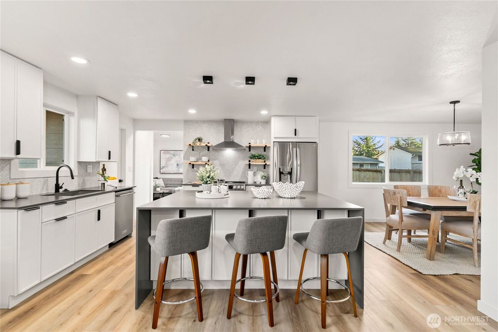 Photo of 8922 14th Place SE, Lake Stevens, WA 98258 (MLS # 2468416)