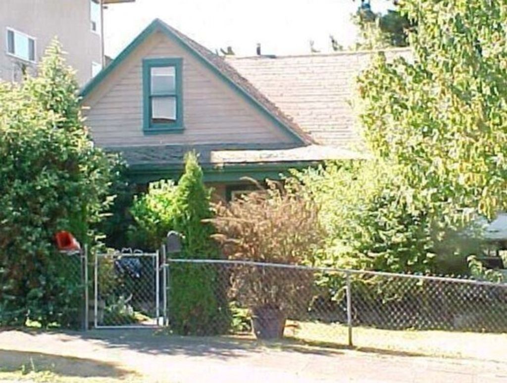 Photo of 2912 Nassau Street, Everett, WA 98201 (MLS # 2334479)