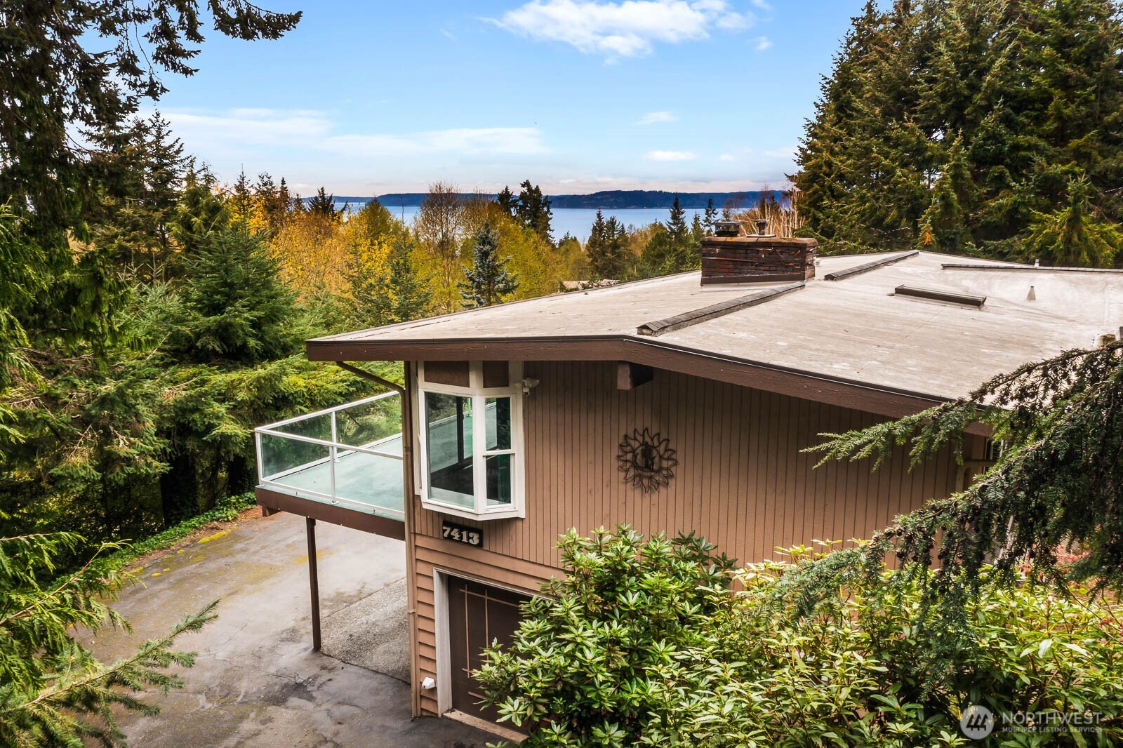 7413 Soundview Drive