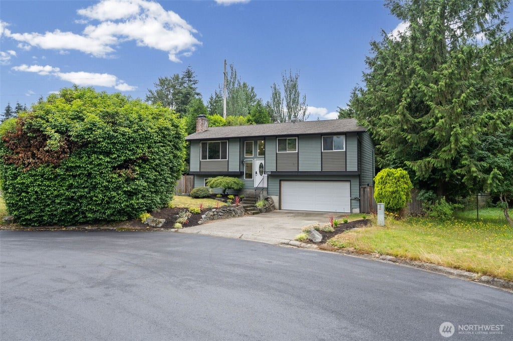 Photo of 13402 60th Drive SE, Everett, WA 98208 (MLS # 2554498)