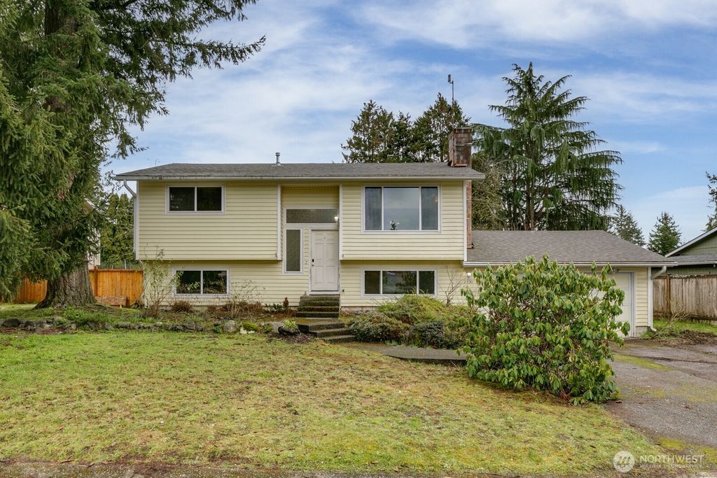 Photo of 2330 171st Place SE, Bothell, WA 98012 (MLS # 2483596)