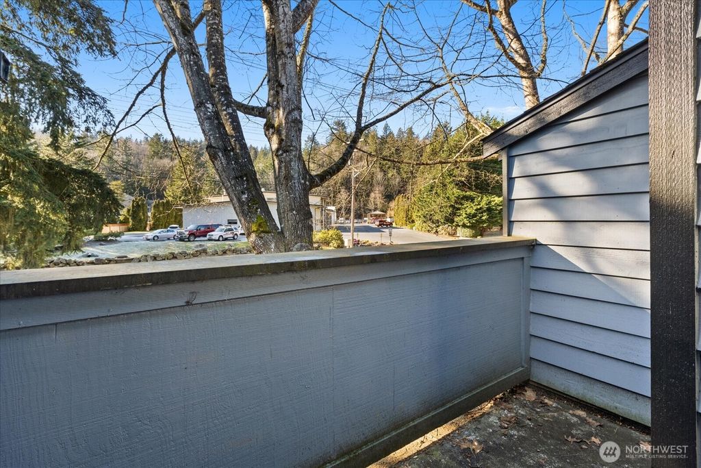listing image 9365661459607988482