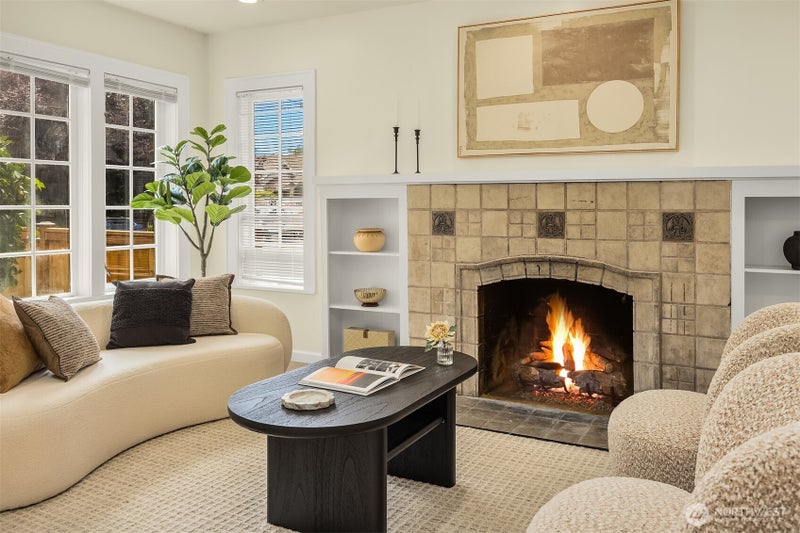 826 NE 80th Street