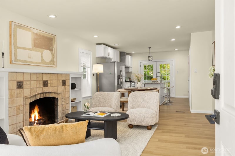 826 NE 80th Street