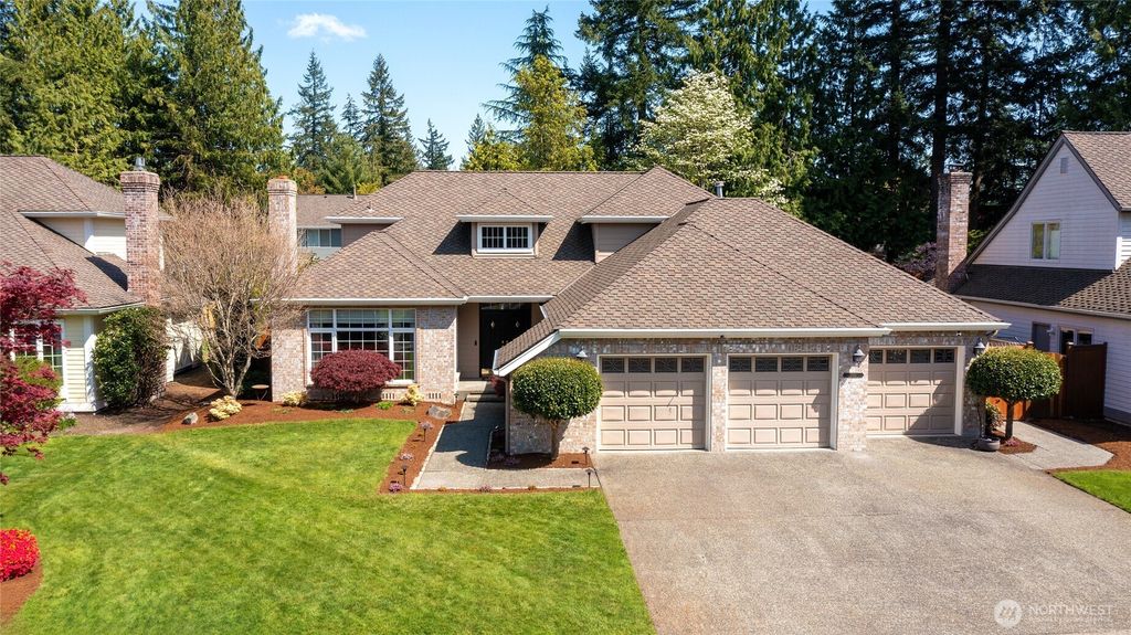 Photo of 2814 233rd Avenue SE, Sammamish, WA 98075 (MLS # 2368510)
