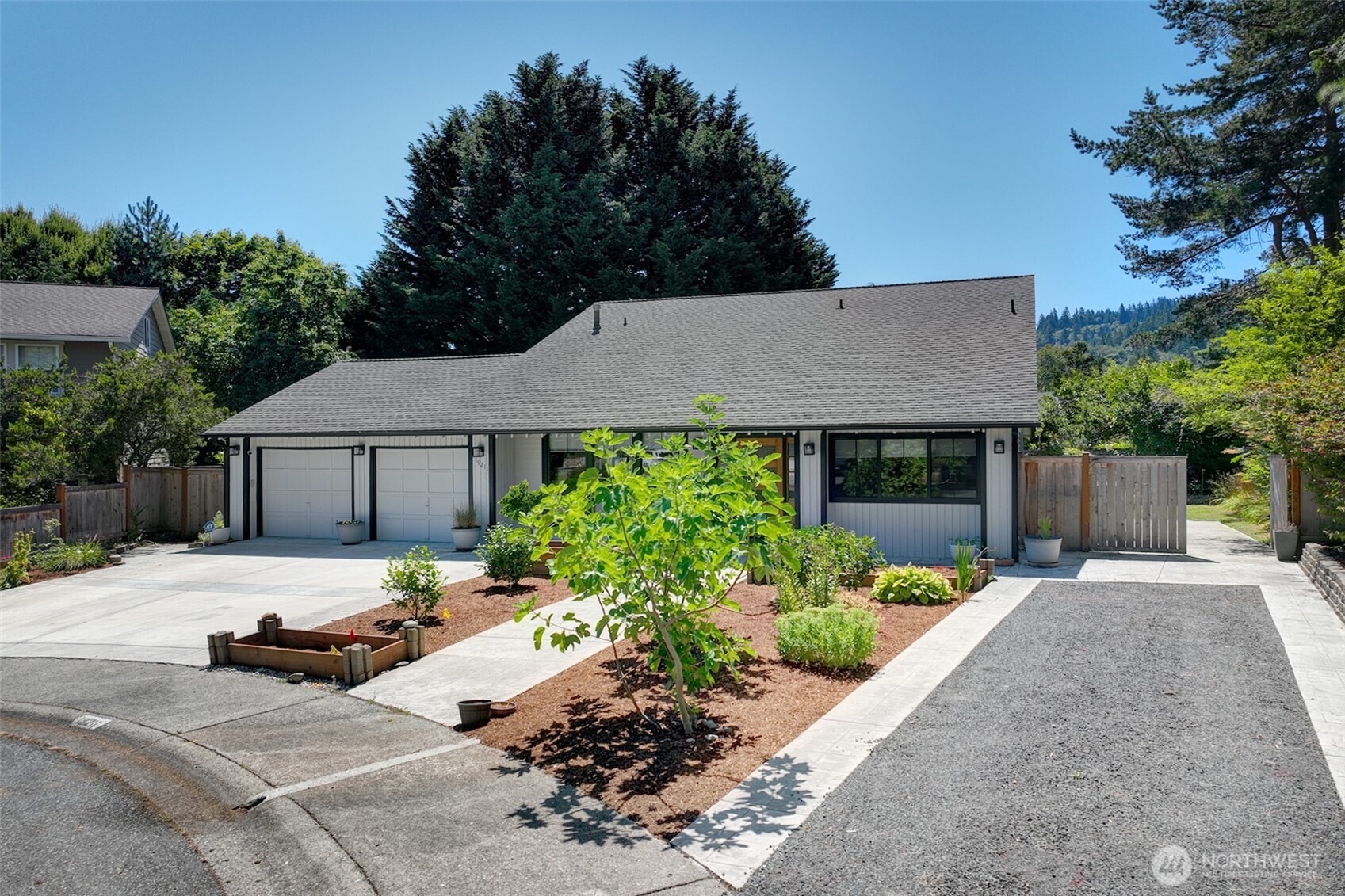 19211 SE 45th Court