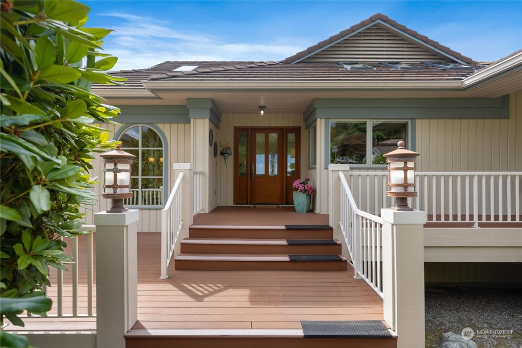 Photo of 14914 72nd Avenue W, Edmonds, WA 98026 (MLS # 2270983)