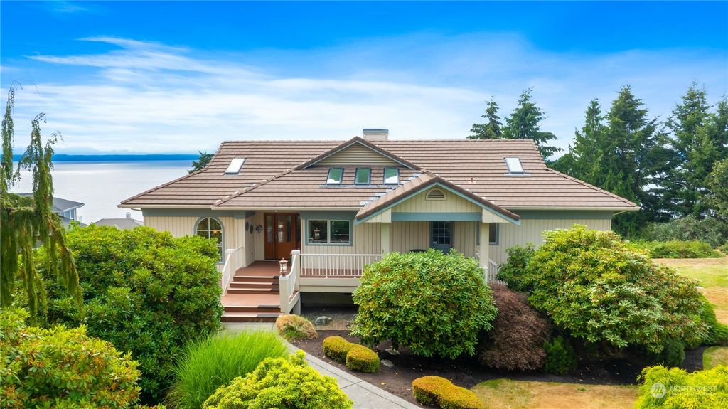 Photo of 14914 72nd Avenue W, Edmonds, WA 98026 (MLS # 2270983)