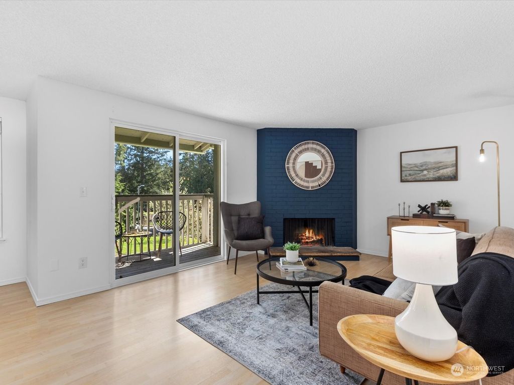 Photo of 412 S 325th Place #S7, Federal Way, WA 98003 (MLS # 2055526)