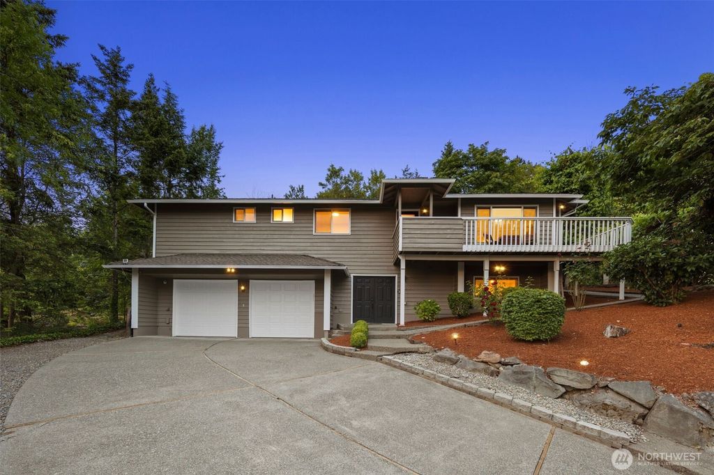 Photo of 2720 Mill Avenue S, Renton, WA 98055 (MLS # 2391883)