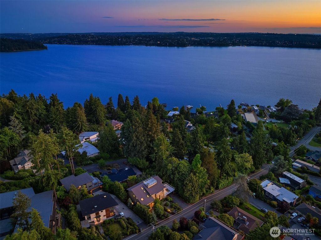 Photo of 6819 SE 32 Street, Mercer Island, WA 98040 (MLS # 2406422)