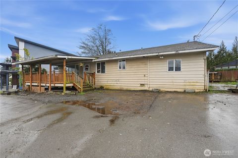Photo of 11630 Center Road, Everett, WA 98204 (MLS # 2491570)