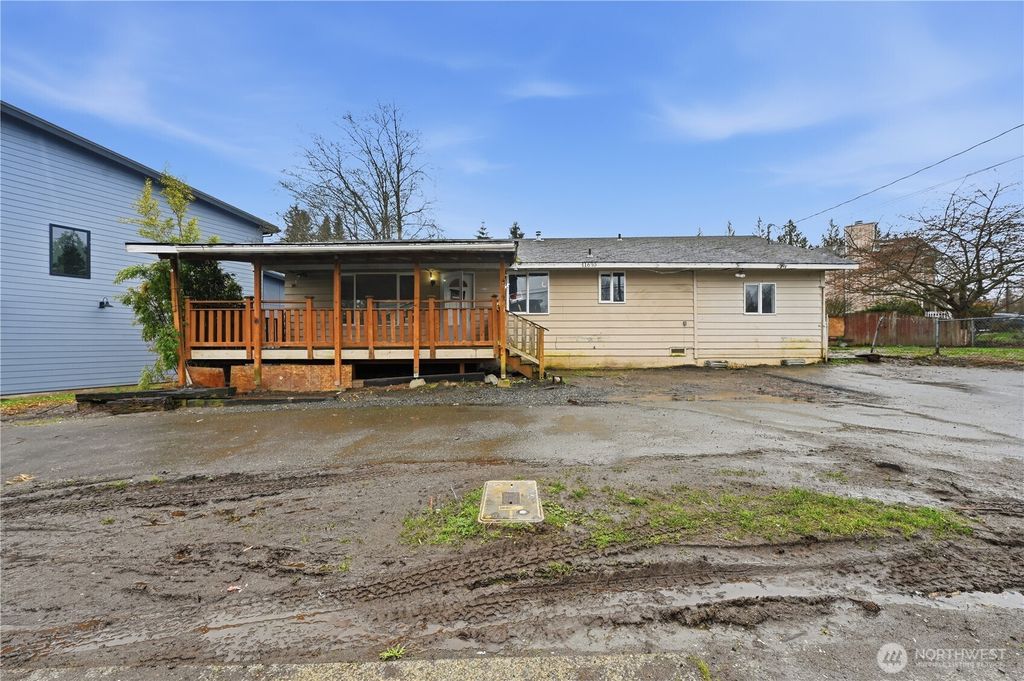 Photo of 11630 Center Road, Everett, WA 98204 (MLS # 2491570)