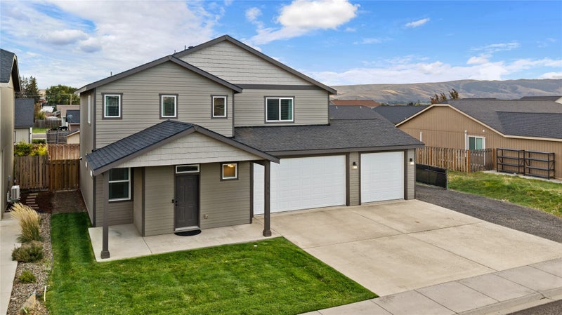 212 E Country Side Avenue