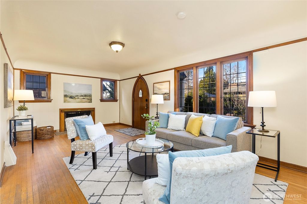 Photo of 8240 17th Avenue NE, Seattle, WA 98115 (MLS # 2471748)